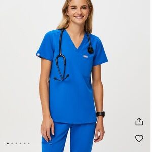 Scrub top